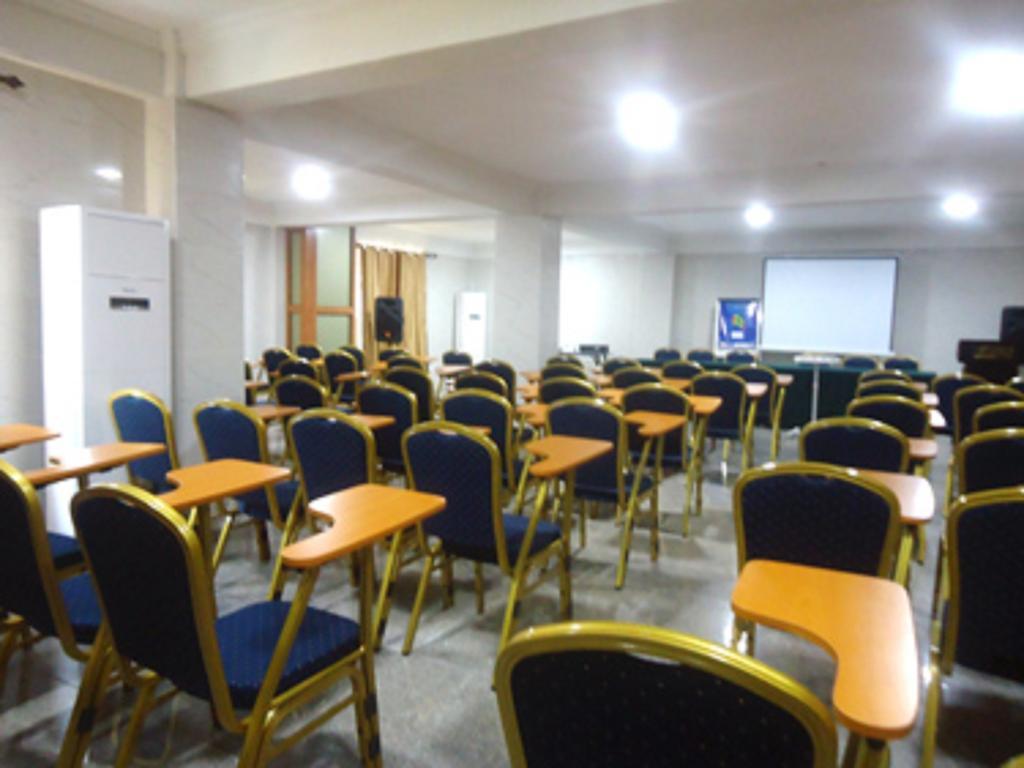Sunset Hotel Kumasi Exterior photo