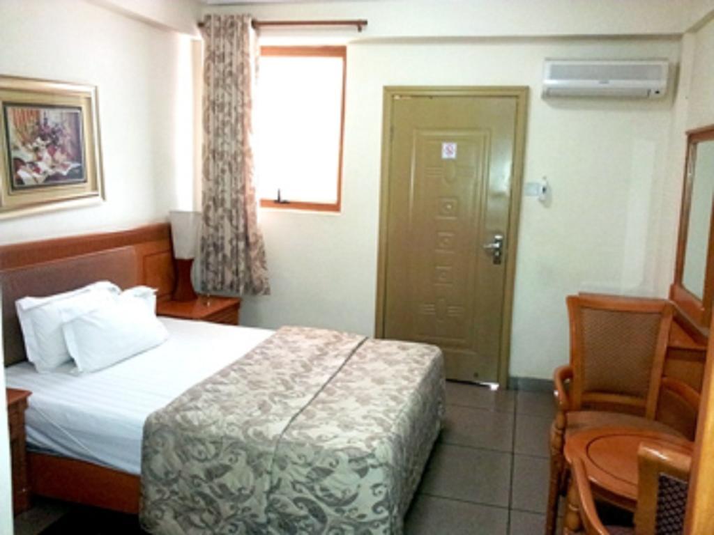 Sunset Hotel Kumasi Room photo
