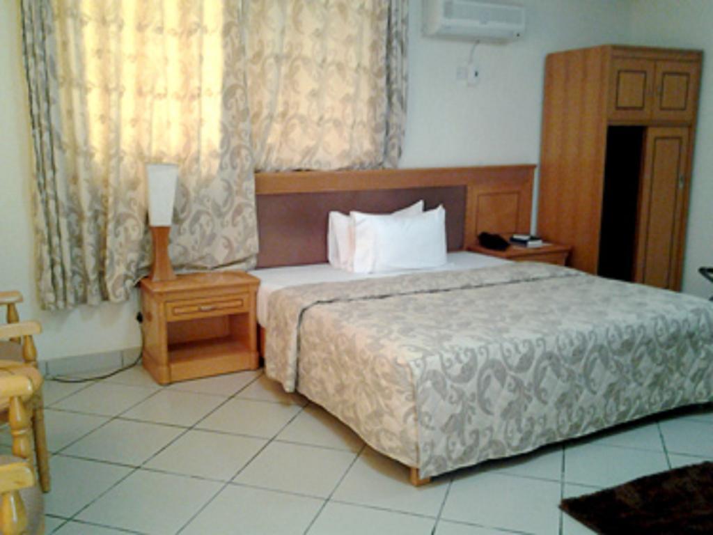 Sunset Hotel Kumasi Room photo